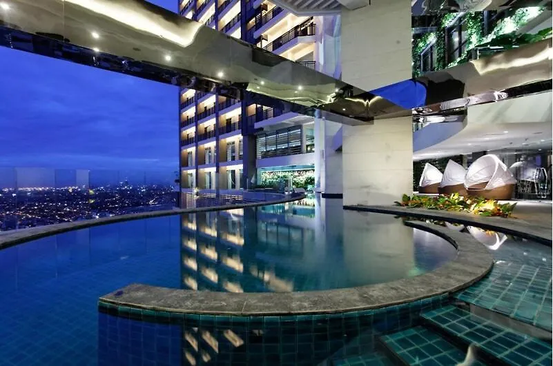 New York- Inspired Condo In Makati Manila